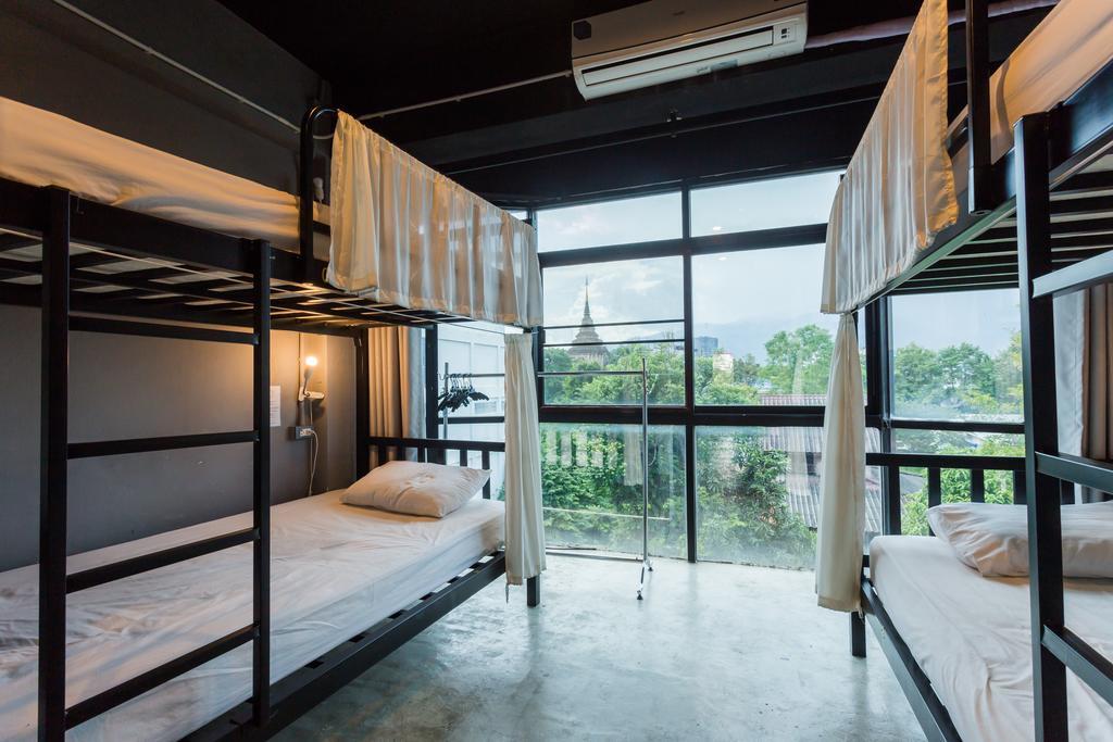 Jeune Hostel Chiang Mai Bagian luar foto