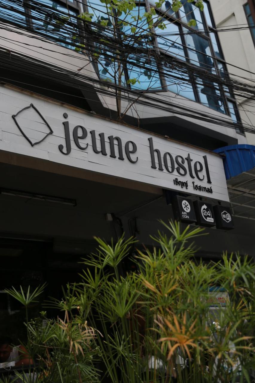 Jeune Hostel Chiang Mai Bagian luar foto